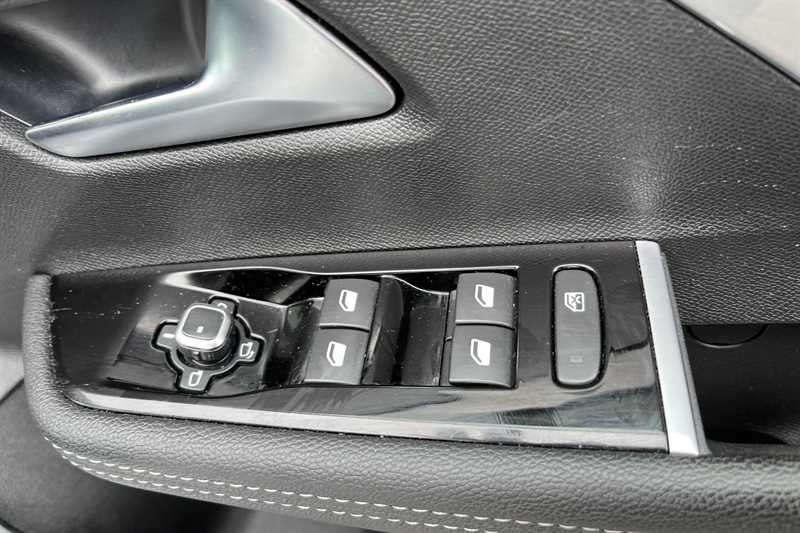 Used Vauxhall Astra 2024 for sale - 78075810: Photo 16