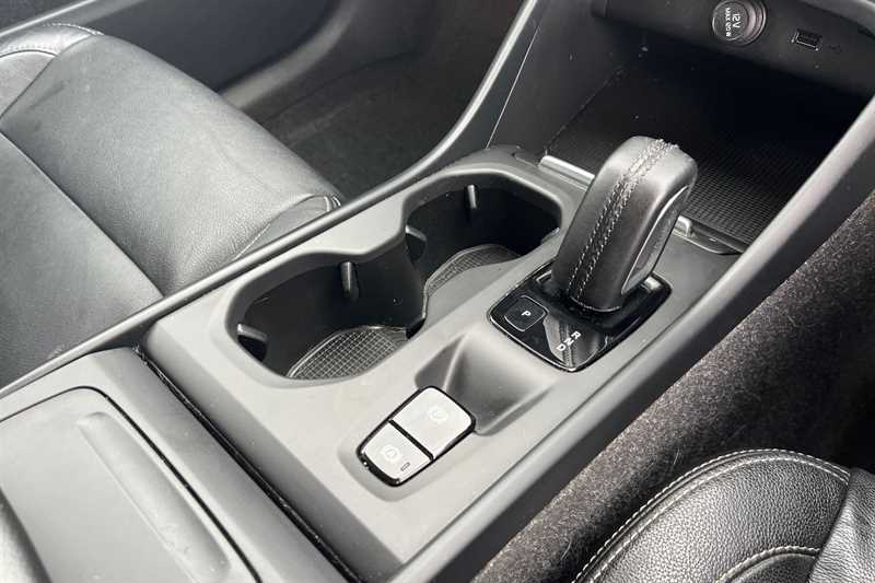 Used Volvo XC40 2018 for sale - 78222220: Photo 37