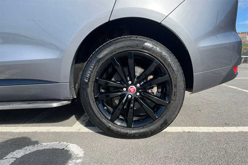 Used Jaguar F-Pace 2020 for sale - 76448183: Photo 11