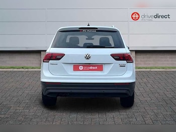 Used Volkswagen Tiguan 2017 for sale - 77430046: Photo