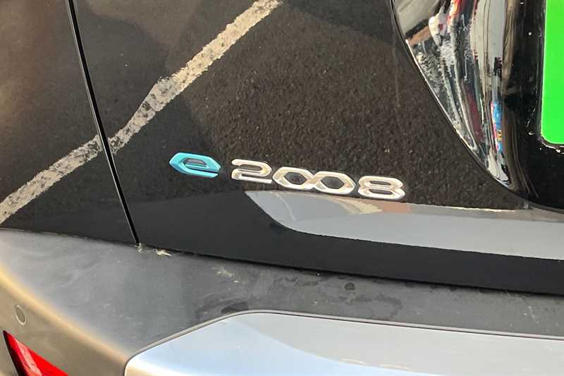 Used Peugeot 2008 2022 for sale - 78120115: Photo 37