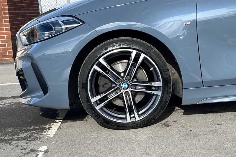 Used BMW 1 Series 2023 for sale - 77700066: Photo 11