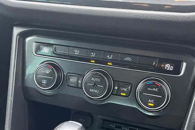 Used Volkswagen Tiguan for sale - 77728433: Photo 15