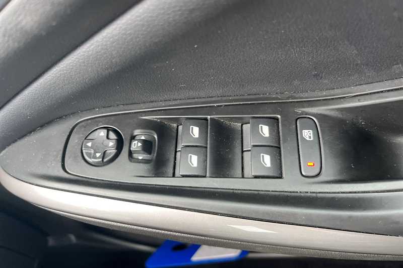 Used Vauxhall Grandland 2023 for sale - 76443952: Photo 16