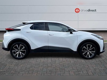 Used Toyota C-HR 2024 for sale - 79416093: Photo
