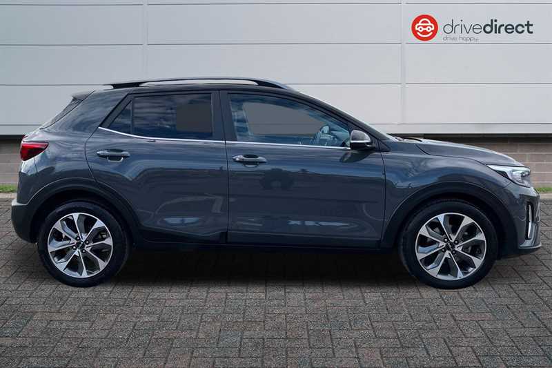 Used Kia Stonic 2023 for sale - 76890368: Photo 2