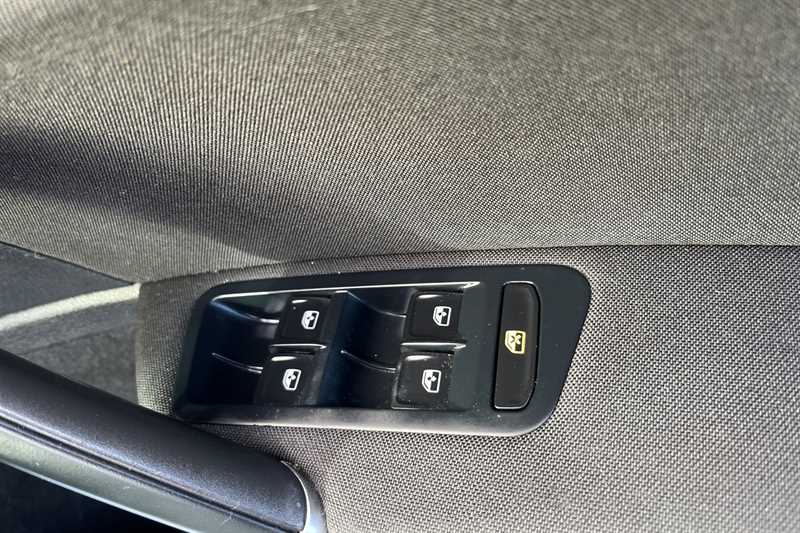 Used Volkswagen Golf 2020 for sale - 76891228: Photo 16