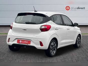 Used Hyundai i10 2024 for sale - 76890803: Photo