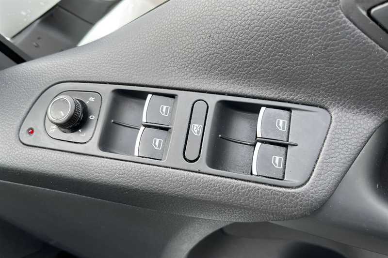 Used Volkswagen Tiguan 2015 for sale - 77554467: Photo 16