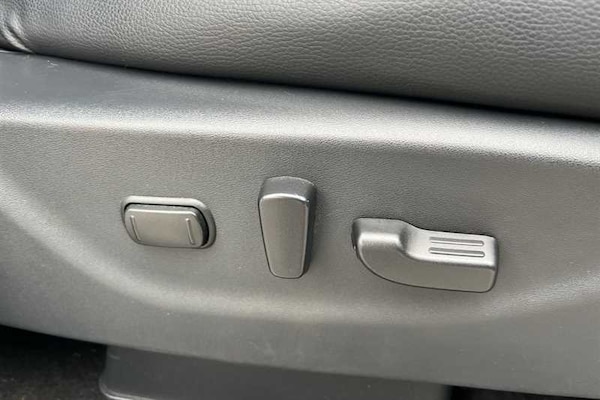 Used Nissan Navara 2020 for sale - 76286545: Photo 26