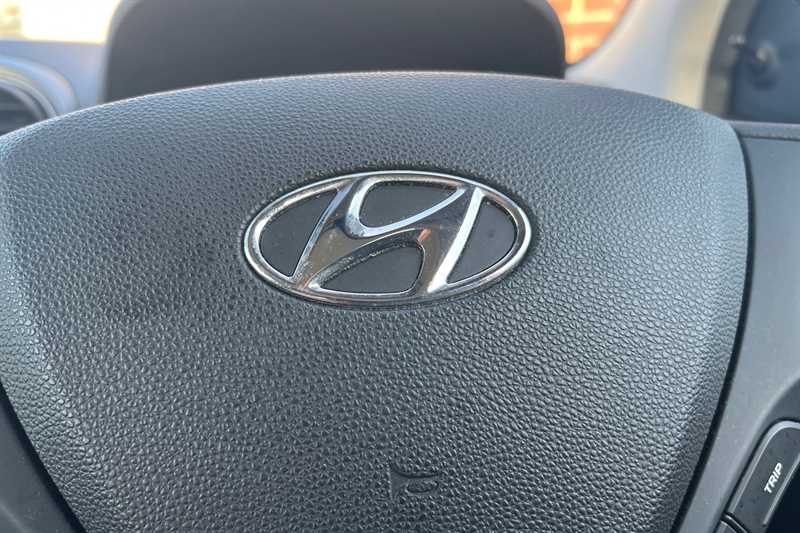 Used Hyundai i10 2018 for sale - 76449163: Photo 19