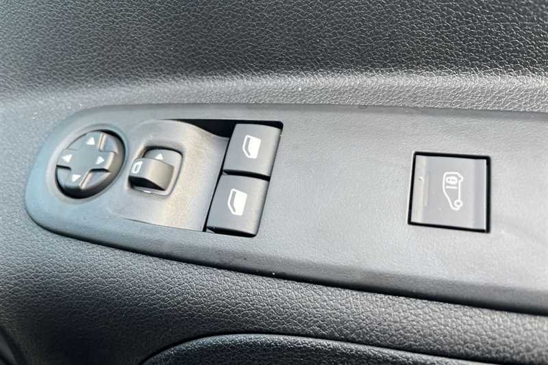 Used Vauxhall Combo 2024 for sale - 77317588: Photo 16