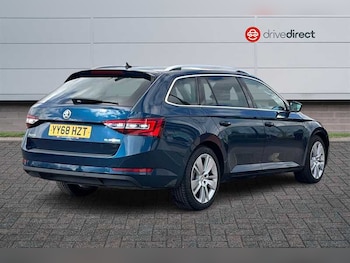 Used Skoda Superb 2018 for sale - 78665185: Photo