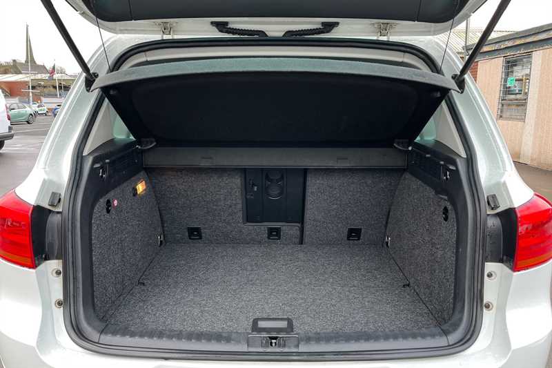 Used Volkswagen Tiguan 2015 for sale - 77562135: Photo 25