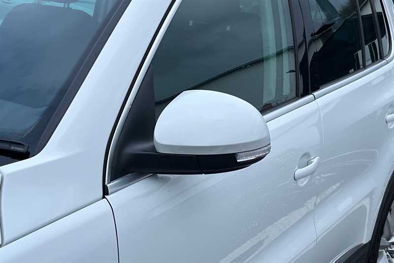 Used Volkswagen Tiguan 2015 for sale - 77562135: Photo 35