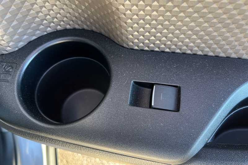 Used Toyota C-HR 2020 for sale - 77895212: Photo 39