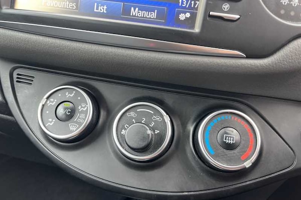Used Toyota Yaris 2019 for sale - 76286516: Photo 20