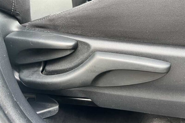 Used Toyota Yaris 2019 for sale - 76286516: Photo 26