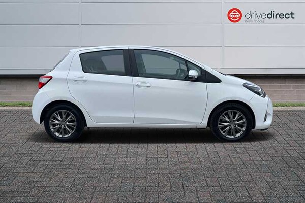 Used Toyota Yaris 2019 for sale - 76286516: Photo 2