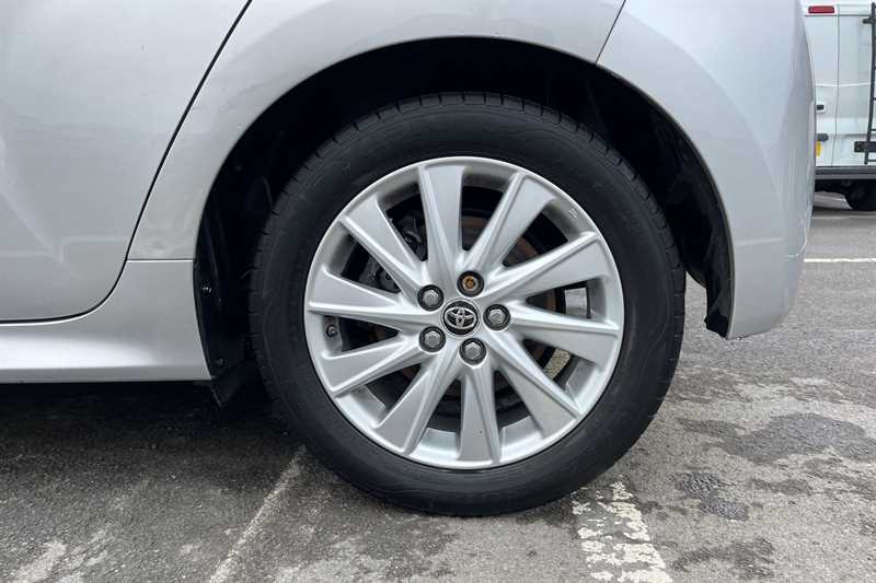 Used Toyota Yaris 2021 for sale - 77699763: Photo 9