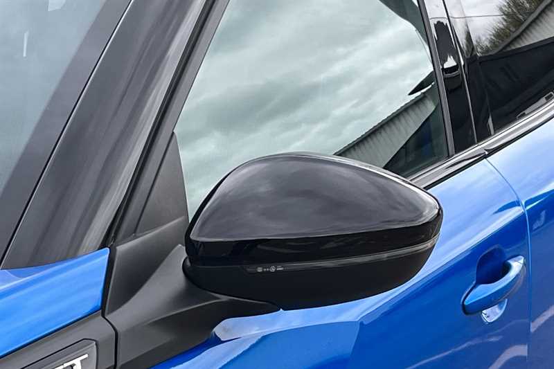 Used Peugeot 2008 2023 for sale - 78137852: Photo 35