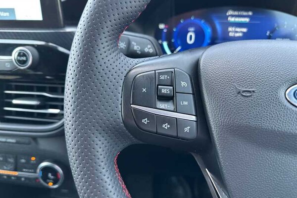 Used Ford Kuga 2023 for sale - 76286568: Photo 21