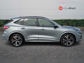 Used Ford Kuga 2023 for sale - 76286568: Photo 2