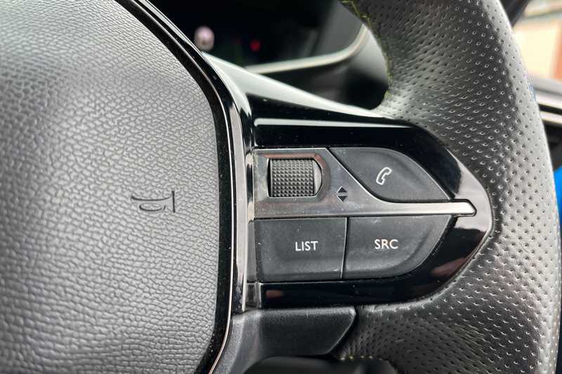 Used Peugeot 2008 2023 for sale - 78208417: Photo 22