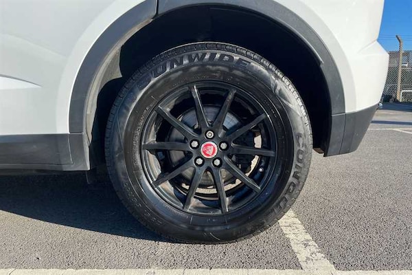 Used Jaguar E-Pace 2018 for sale - 76242658: Photo 12