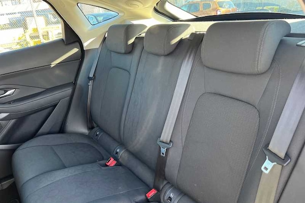 Used Jaguar E-Pace 2018 for sale - 76242658: Photo 24
