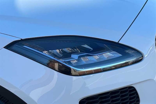 Used Jaguar E-Pace 2018 for sale - 76242658: Photo 28