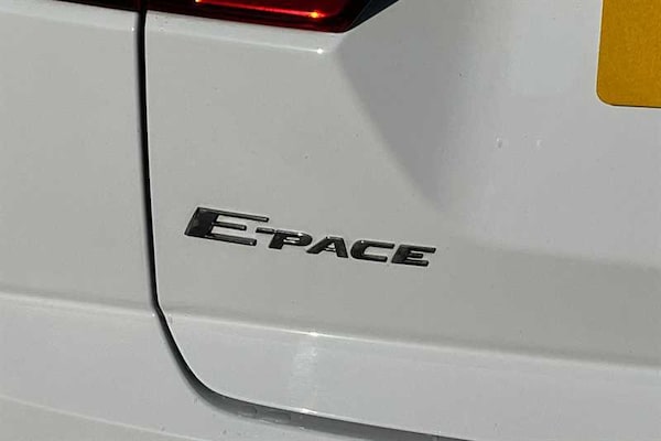 Used Jaguar E-Pace 2018 for sale - 76242658: Photo 37