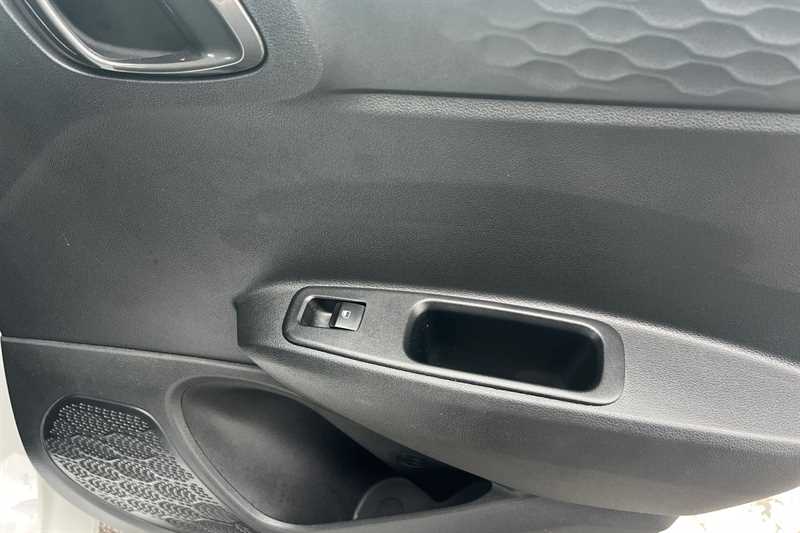 Used Hyundai i10 for sale - 76756153: Photo 39