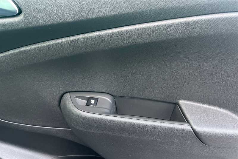 Used Vauxhall Crossland 2021 for sale - 77309830: Photo 38