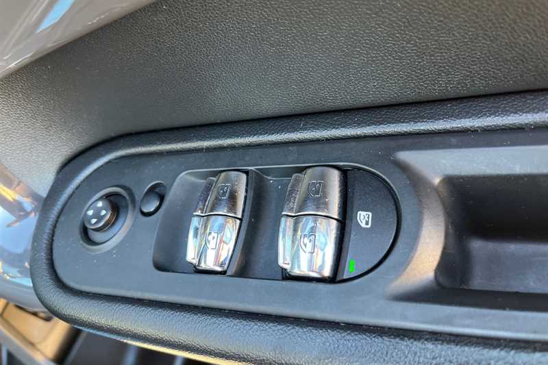 Used MINI Countryman 2018 for sale - 77318152: Photo 16