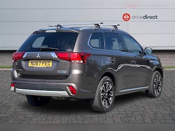 Used Mitsubishi Outlander 2017 for sale - 79487897: Photo