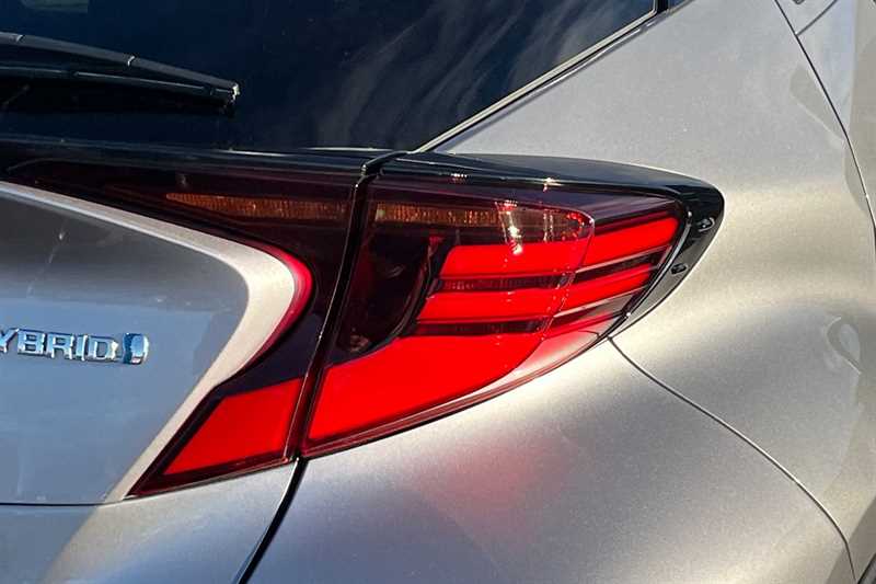 Used Toyota C-HR 2020 for sale - 77788500: Photo 32