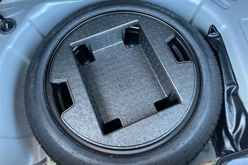 Used Toyota Yaris 2023 for sale - 77862986: Photo 38