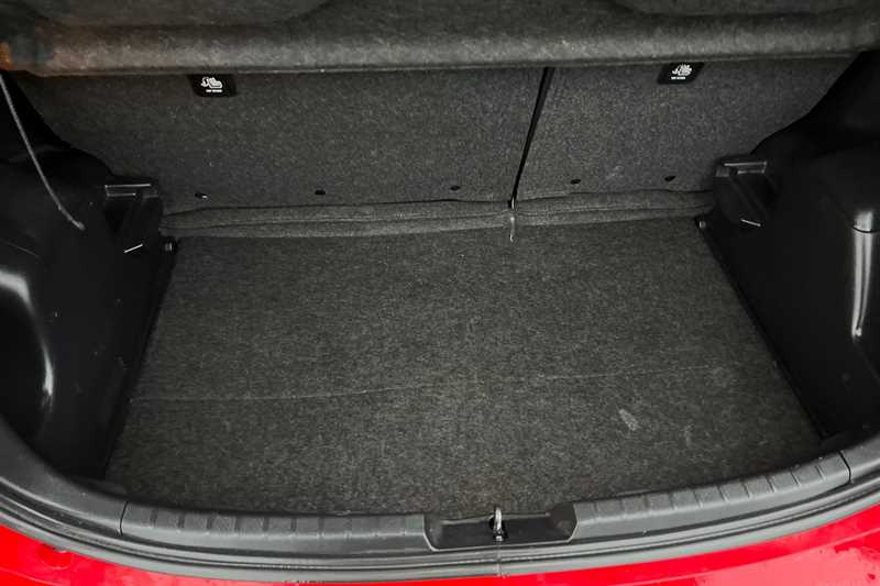 Used Toyota Yaris 2020 for sale - 77567119: Photo 25