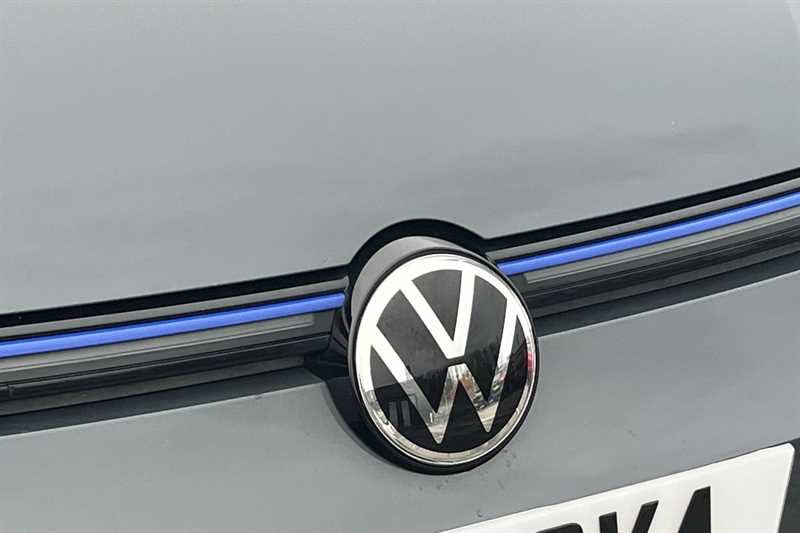 Used Volkswagen Golf 2021 for sale - 76530698: Photo 30