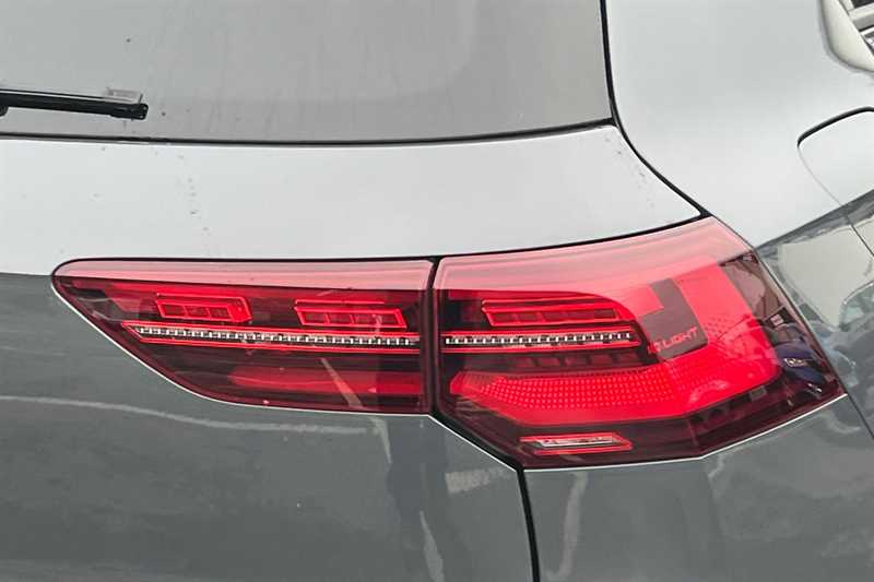 Used Volkswagen Golf 2021 for sale - 76530698: Photo 32