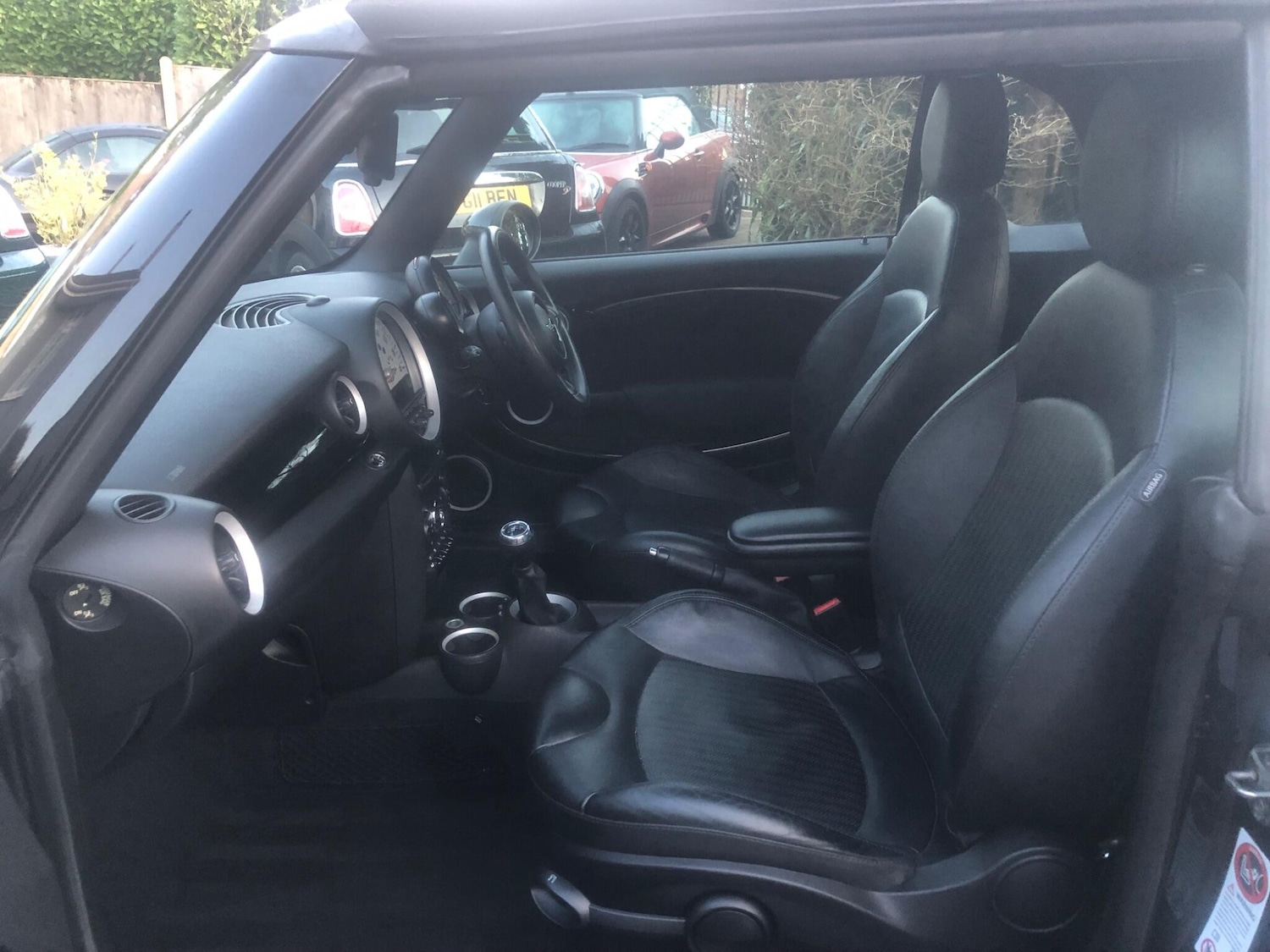 Used MINI Convertible 2013 for sale - 78115963: Photo 21