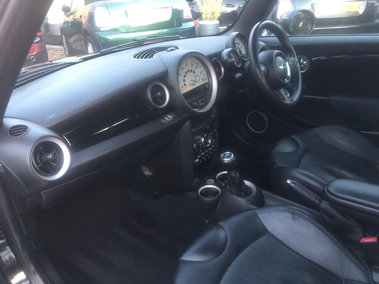 Used MINI Convertible 2013 for sale - 78115963: Photo 22
