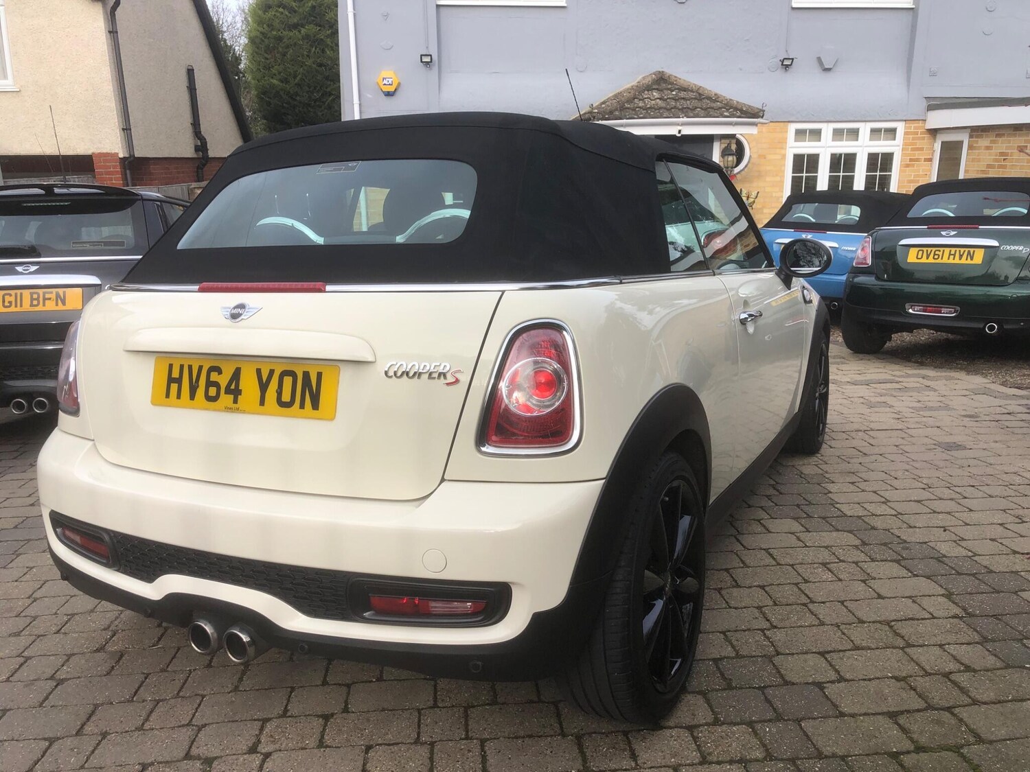 Used MINI Convertible 2014 for sale - 78115974: Photo 10
