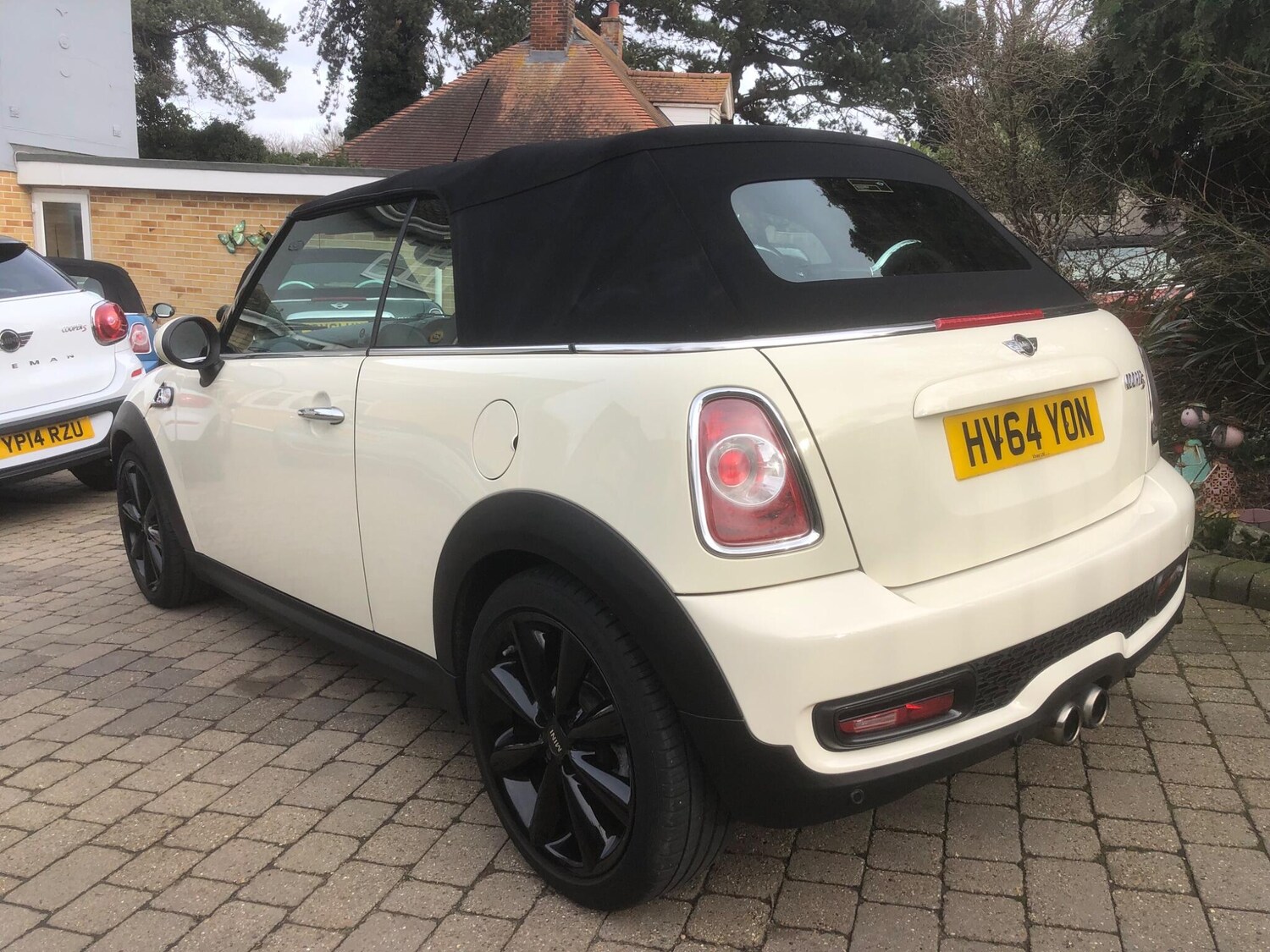 Used MINI Convertible 2014 for sale - 78115974: Photo 12