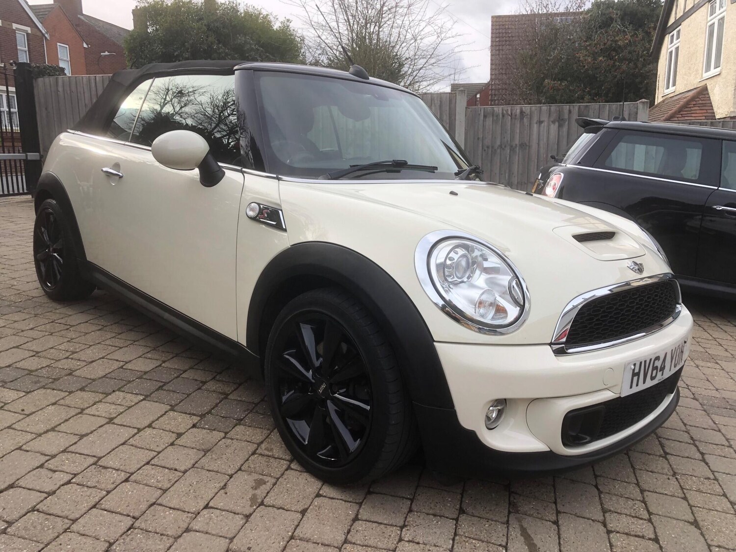 Used MINI Convertible 2014 for sale - 78115974: Photo 19