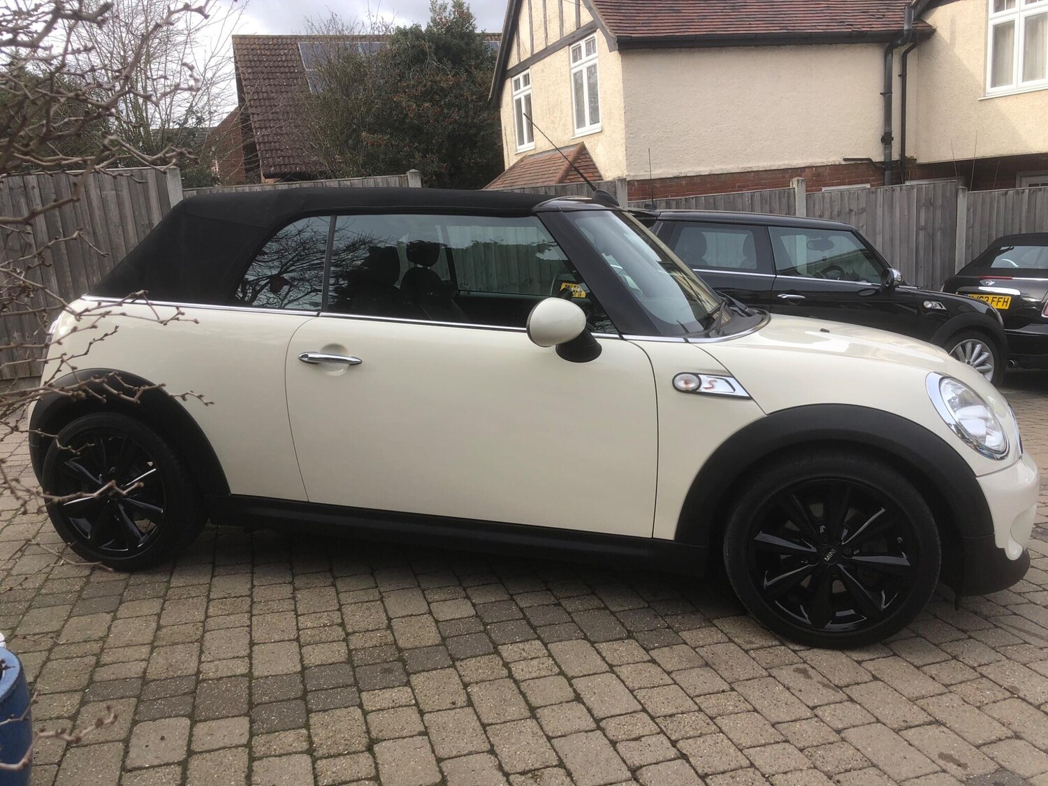 Used MINI Convertible 2014 for sale - 78115974: Photo 20