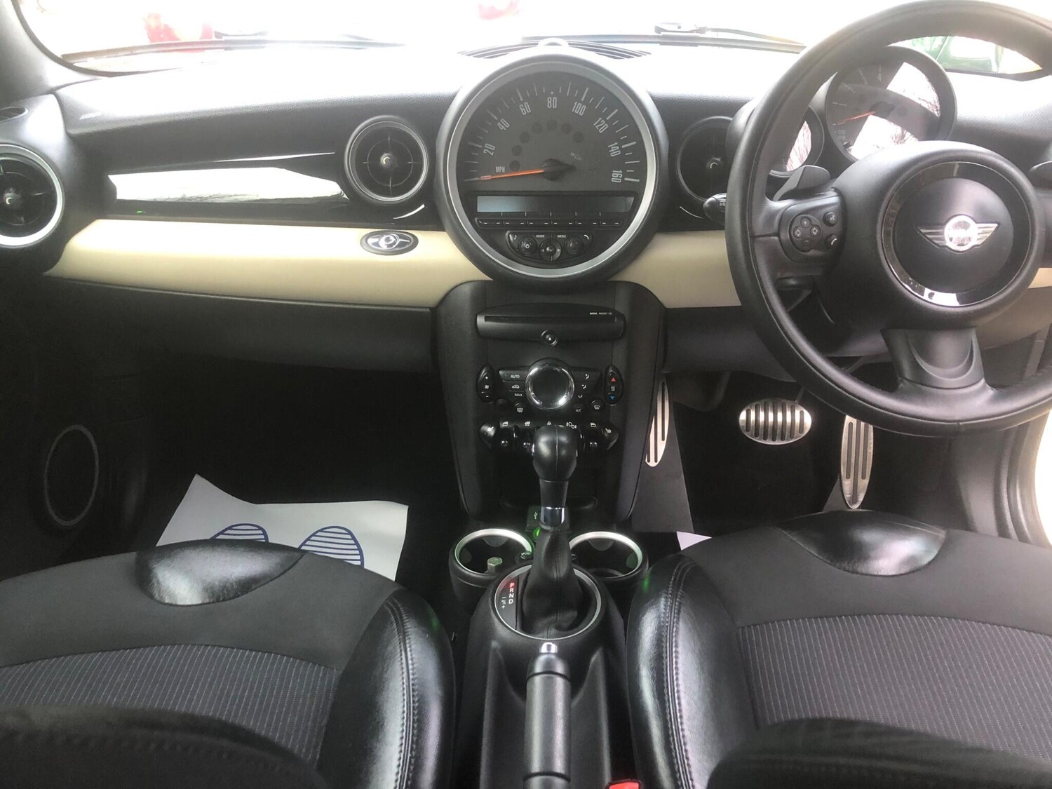 Used MINI Convertible 2014 for sale - 78115974: Photo 24