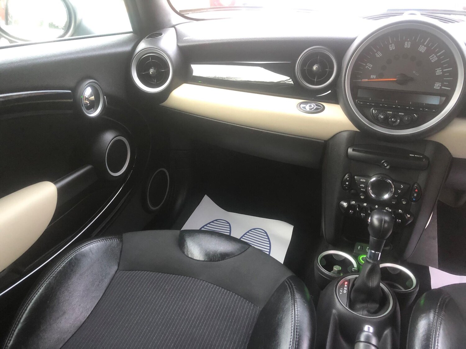 Used MINI Convertible 2014 for sale - 78115974: Photo 25