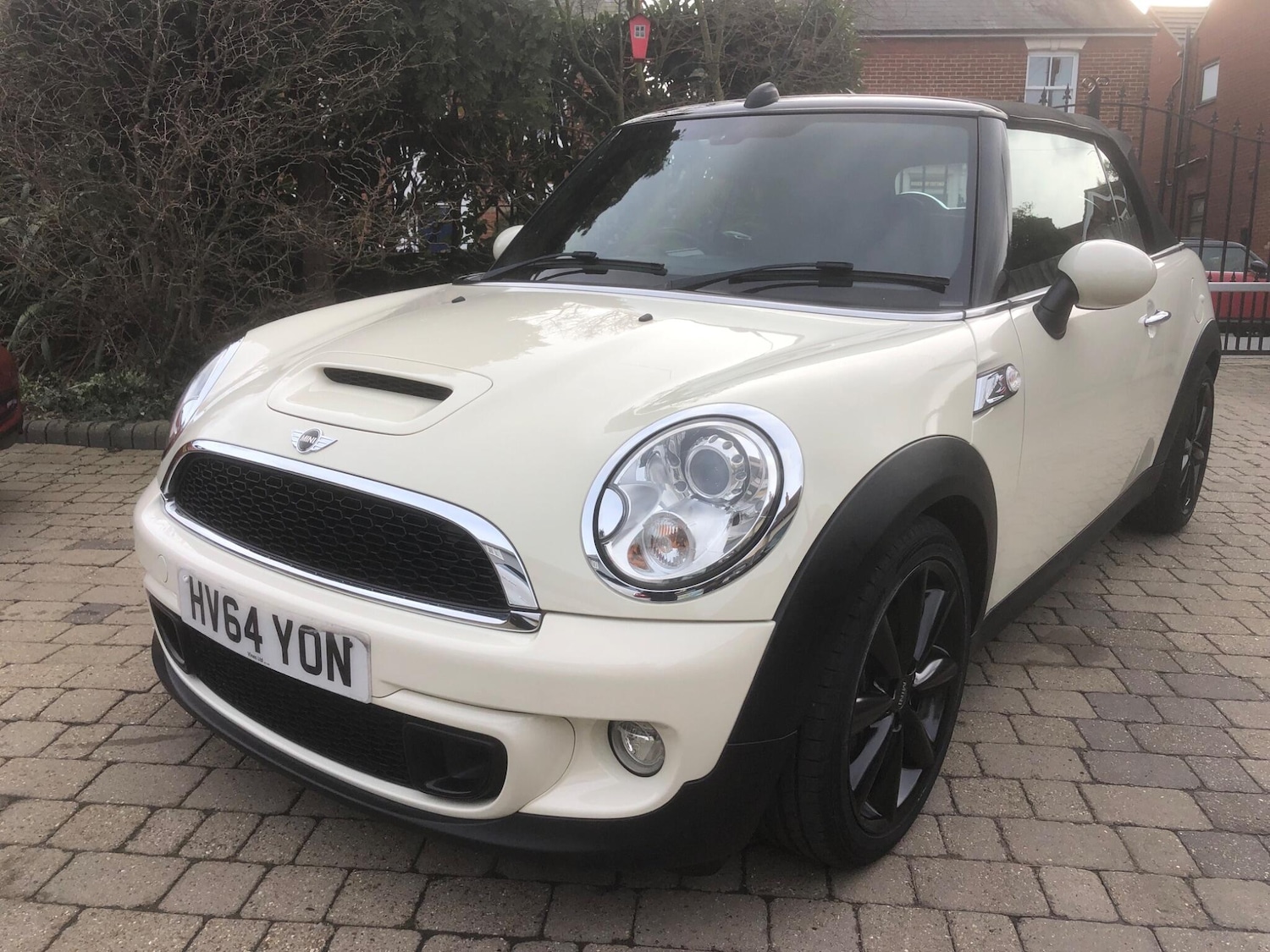 Used MINI Convertible 2014 for sale - 78115974: Photo 3